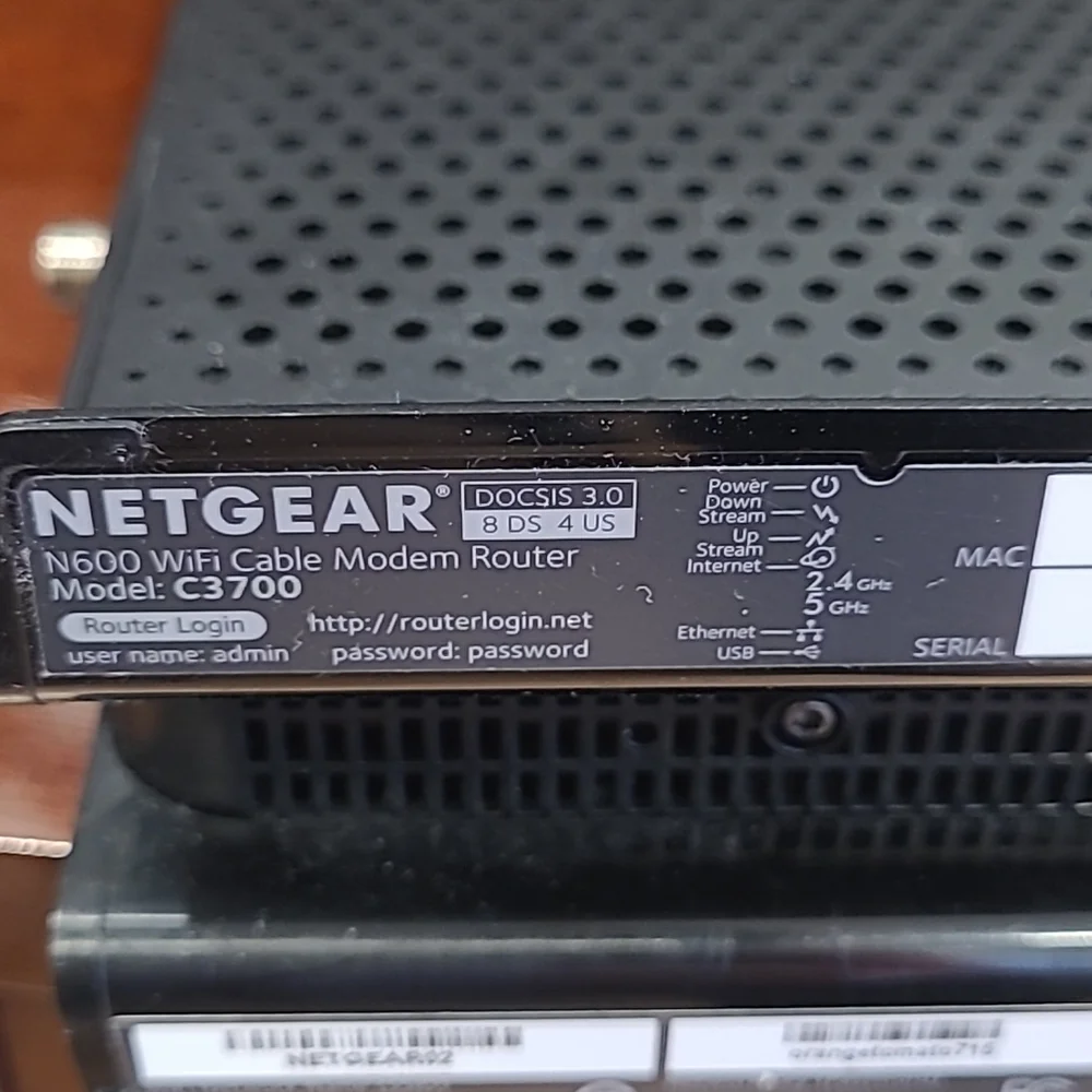 Netgear Modem Router C3700 - Picture 4 of 4